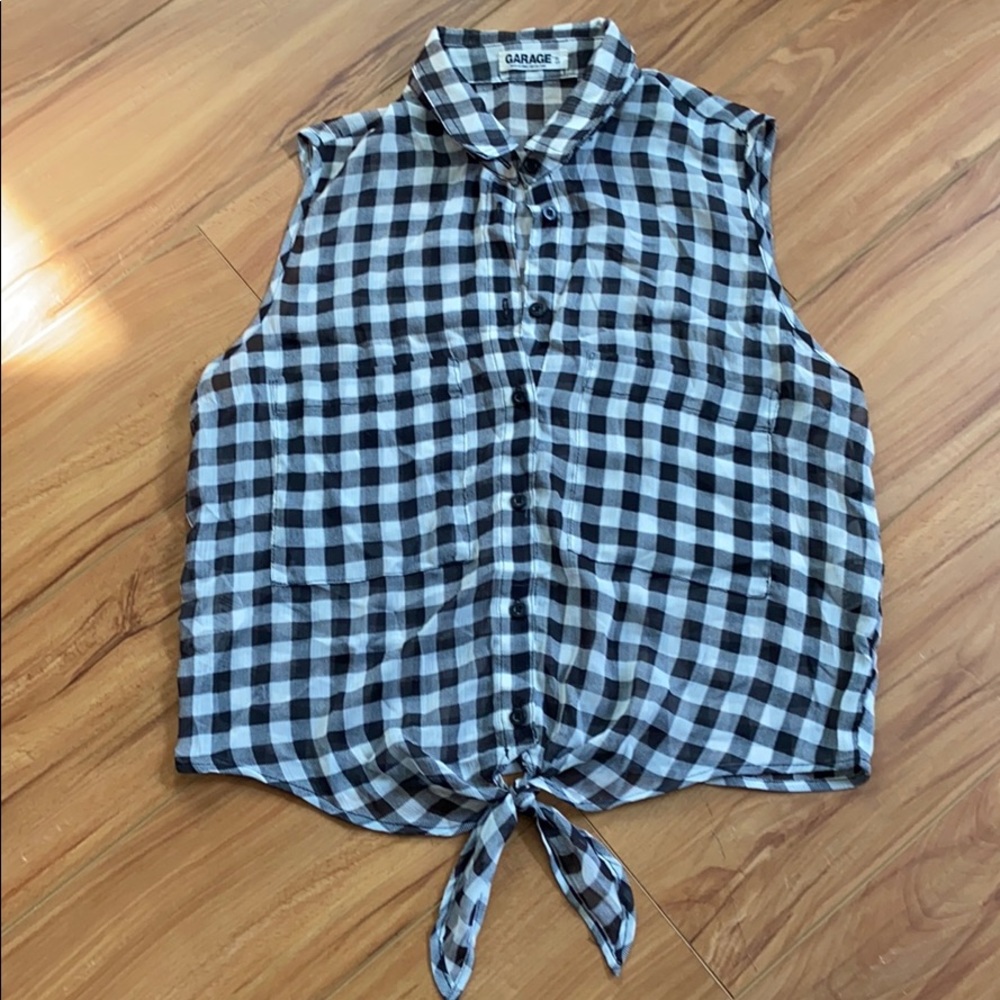 Garage Cute Checkered Tie Top Size Small